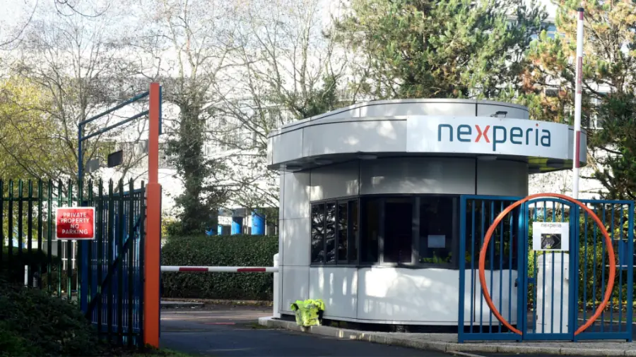 Trung Quốc nối lại xuất khẩu chip Nexperia